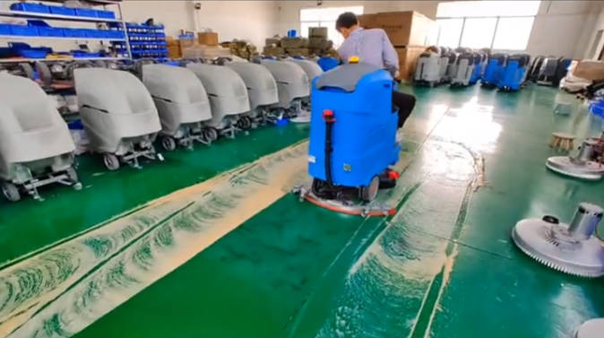 莱芜2023年还在用人工的物业保洁不妨试试洗地机吧